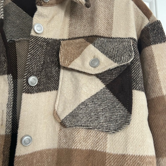 Amazon Shacket Brown and Cream Plaid NWOT Size Small - Picture 2 of 5